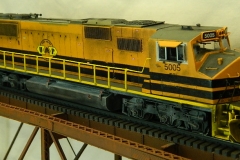 039