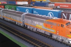 bnsf-f7-a-b-a-orange-bonnet-set-ho-scale-1