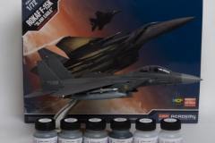 f-15k-rokaf-slam-eagle-with-bottles